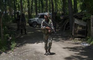 जम्मू-कश्मीर के कुपवाड़ा में तीन आतंकी ढेर, सेना ने शुरू किया सर्च ऑपरेशन|