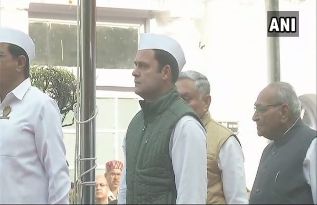 कांग्रेस का 133वां स्थापना दिवस आज, राहुल गांधी ने पहनी नेहरू वाली टोपी|
