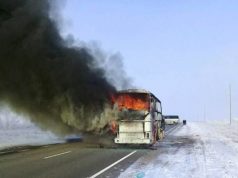 कजाकिस्तान में चलती बस में आग लगने से बस में सवार 52 लोगो की मौके पर मौत