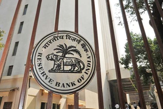 RBI Credit Policy: रिजर्व बैंक ने रेपो रेट में 0.25 प्रतिशत का इजाफा किया, महंगा होगा कर्ज