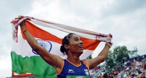 400 मीटर की स्पर्धा में हिमा दास ने गोल्ड जीत रचा इतिहास, ऐसा करने वाली भारत की पहली खिलाड़ी बनी
