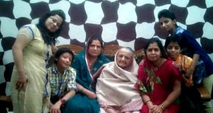 बुराड़ी केस: अब घर से मिला एक और रजिस्टर, मृत पिता से सपने में बात करने की बातें लिखी है इसमें