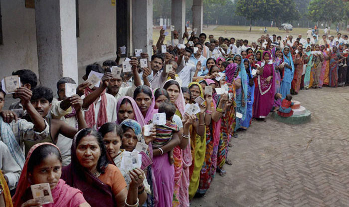 मध्य प्रदेश की 230 विधानसभा सीटों मतदान आज, 3 बजे तक 50 प्रतिशत वोटिंग हुई