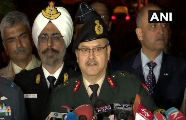 भारतीय सेना के तीनो विंग की साँझा प्रेस कॉन्फ्रेंस Live Update: तीनों सेनाओं ने सबूत पेश कर पाकिस्तान को किया बेनकाब