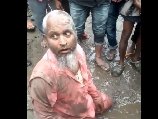 असम: गोमांस बेचने के शक में भीड़ ने मुस्लिम बुजुर्ग को पीटा, वीडियो हुआ वायरल