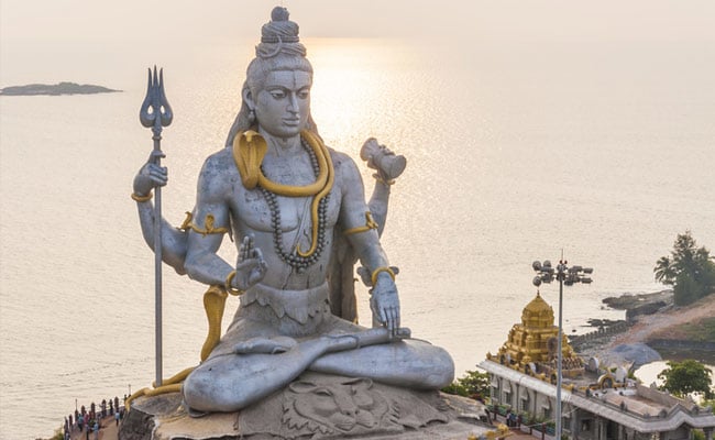 Shivaratri 2019: जानिए! कब और किस तारीख को है सावन की शिवरात्रि, शुभ मुहूर्त, पूजा विधि, महत्व