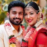 क्रिकेटर करुण नायर ने गर्लफ्रेंड सनाया टंकरीवाला के साथ की रचाई शादी देखे Photo, Video