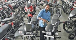 Bajaj Auto कंपनी ने भारत में अपने ज्यादातर वाहनों की कीमतों में बढ़ोतरी कर दी है, जिसमे NS200 BS 6, Pulsar RS200 इत्यादि, Bajaj Auto Motorcycle New Price in India