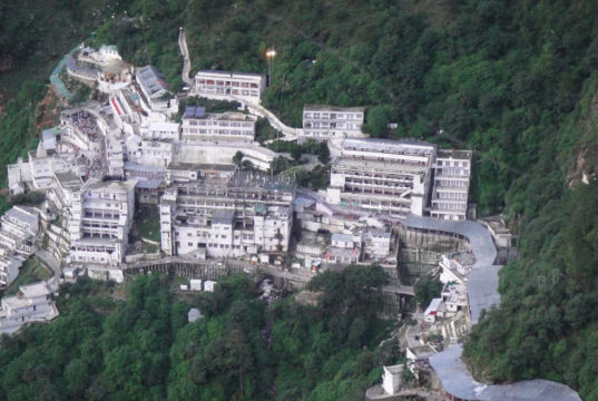 Top 8 Interesting Facts About Vaishno Devi Temple in Hindi, वैष्णो देवी मंदिर के बारे में 8 रोचक तथ्य हिंदी में जानिए , Mata vaishno Devi Temple, Secrets of Vaishno Devi