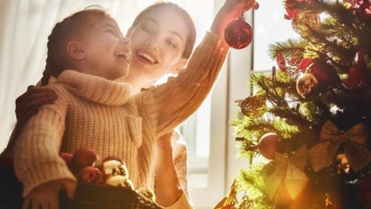 क्रिसमस ट्री बनाने का तरीका : जानें घर पर क्रिसमस ट्री बनाने की विधि | क्रिसमस कैसे बनाते हैं | How Do I Make Christmas in Hindi | Christmas kaise Banate Hain