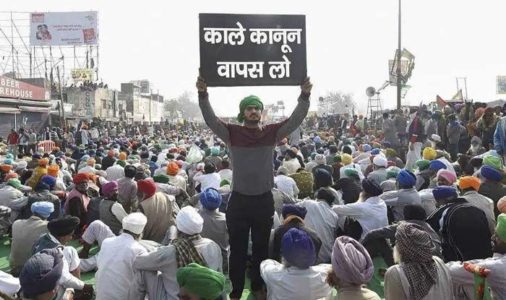 LIVE Kisan Andolan News in Hindi - gift to farmers from Central Government on Farmer's Day? | तीनों कानूनों को वापस लेकर किसान दिवस पर हमें गिफ्ट दे केंद्र सरकार