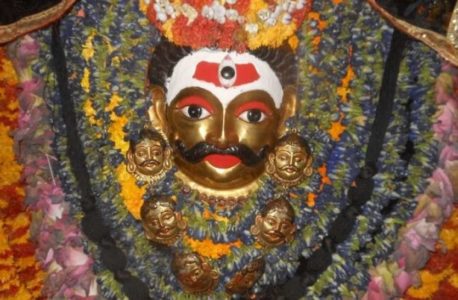 Best Collection of Hindu God Kaal Bhairav Bhairo Baba Shayari Status Quotes Images in Hindi for Whatsapp Facebook | जय श्री काल भैरवनाथ शायरी स्टेटस कोट्स इमेज इतिहास