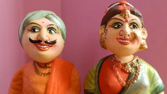 Best Collection of Khilona (Toy) on Shayari Status Quotes Images in Hindi for Whatsapp Facebook Instagram Twitter | खिलौना (टॉय) पर कोट्स, शायरी, स्टेटस हिंदी में। 
