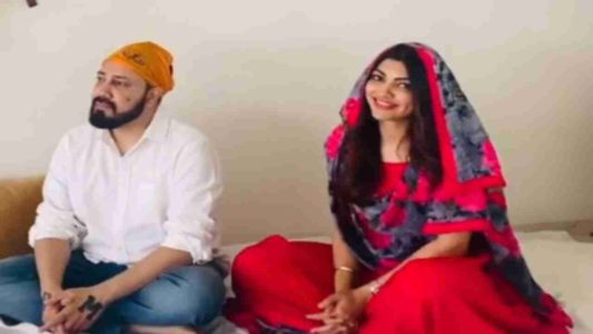 Exclusive, Mika Singh & Akanksha Puri Engagement News in Hindi, Akanksha Puri on engagement rumors with Mika Singh: I know our fans love to see us together but sorry it’s not happening