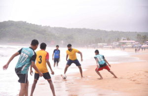 Best Games Play on Goa Beach, Goa Beach on Games Play, Best Sports on Goa Beach, Water Sports in Goa, Water Sports Goa, Water Sports in Goa, गोआ बीच पर खेलने वाले मजेदार खेल !