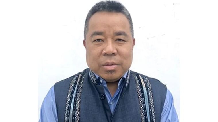 Mizoram Minister Robert Romawia Royte announces 1 Lakh cash prize for having highest number of children | अधिक बच्चे पैदा करने वालों को मिलेंगे 1 लाख रुपये, जानें- किस राज्य के मंत्री ने की घोषणा