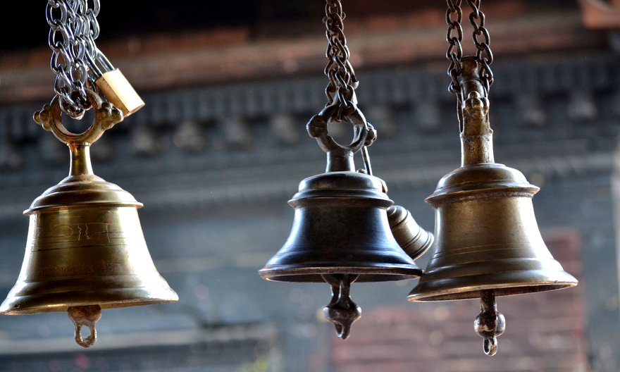 हिन्दू धर्म में मंदिर की घंटी का क्या महत्व होता है ? What is the significance of temple bell in Hinduism?, मंदिर में क्यों बजाई जाती है घंटी, क्या है इसका महत्व ?