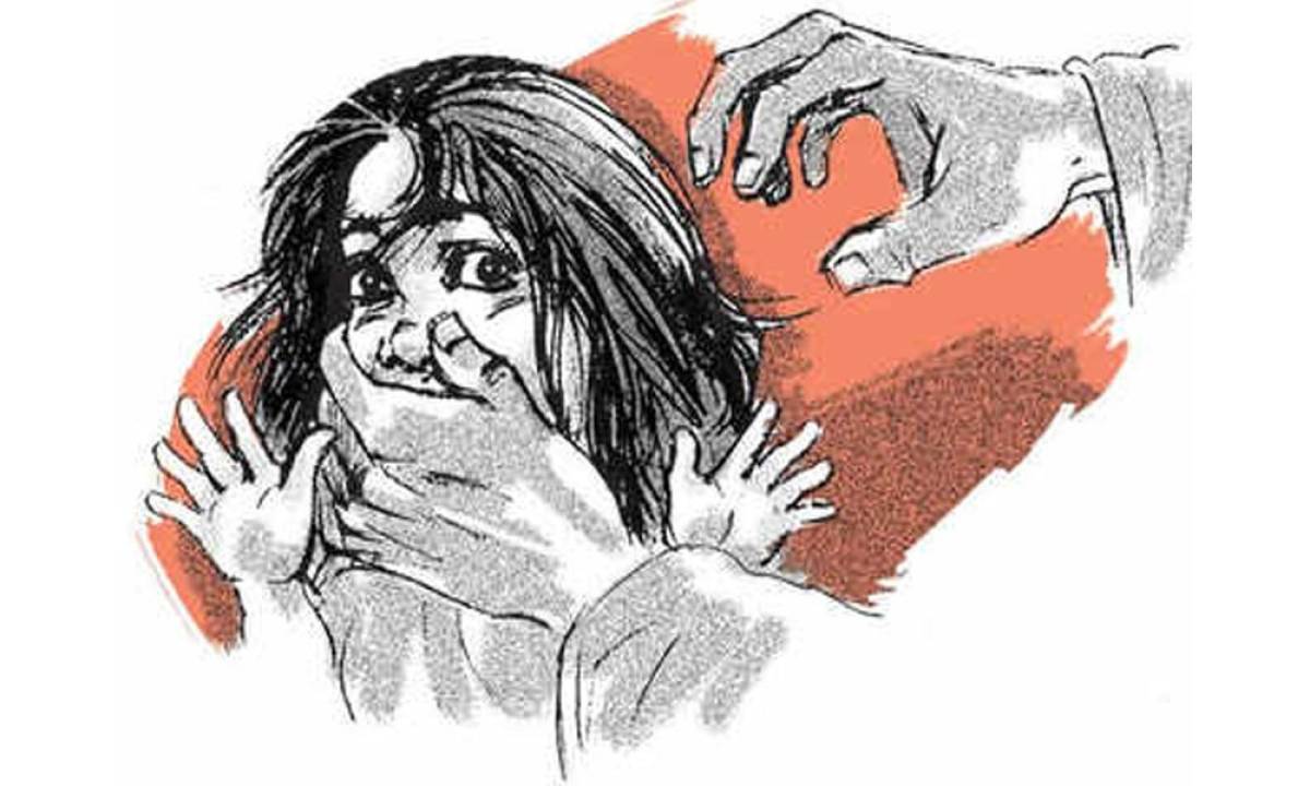 Four-year-old girl raped in Bapa Nagar Karol Bagh area of Aam Aadmi Party MLA Vishesh Ravi News in Hindi | बापा नगर में चार साल बच्ची को मिठाई का लालच दे कर उसके साथ किया रेप 