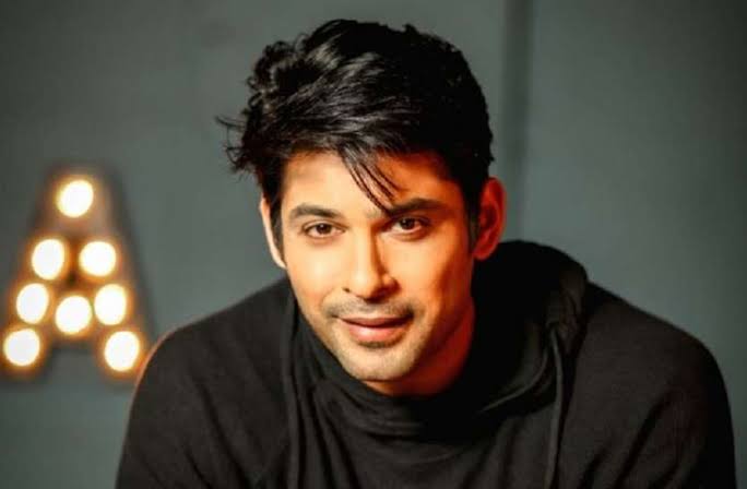 Siddharth Shukla, the famous contestant and winner of Bigg Boss season 13, has passed away on 2 September 2021 due to heart attack | Siddharth Shukla Death/Die News in Hindi