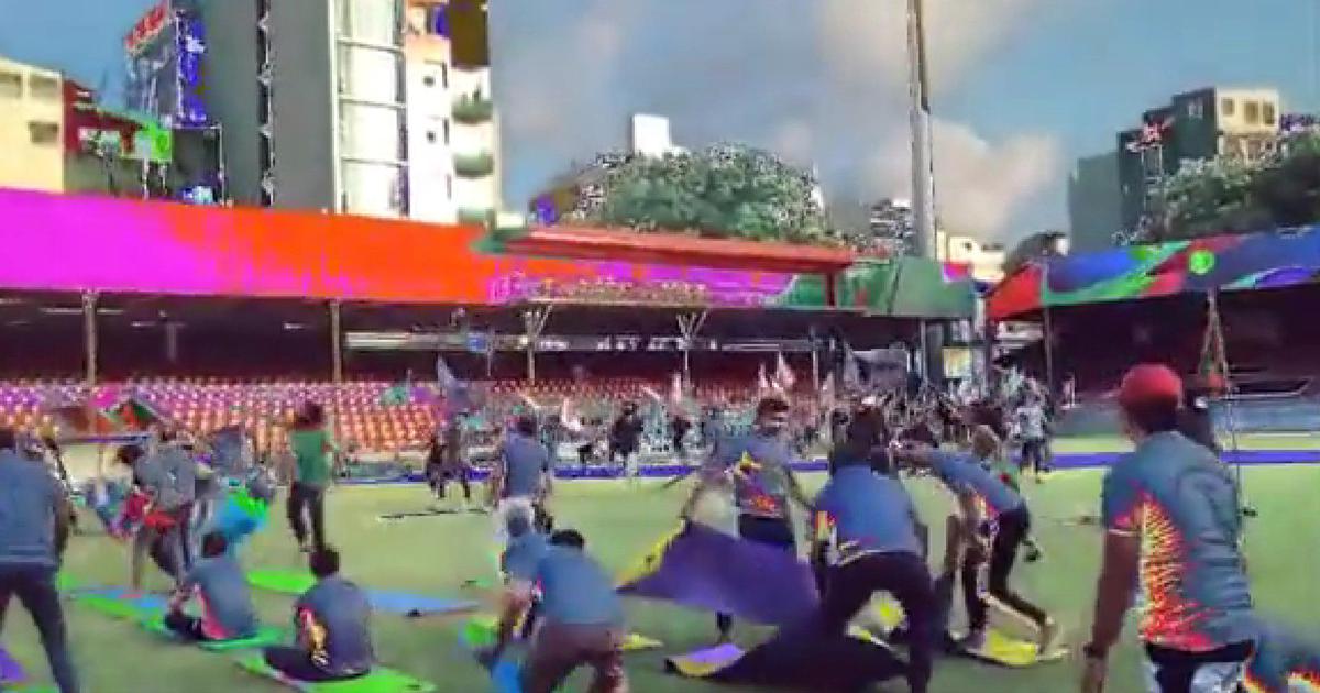 Maldives Yoga Day (Yoga Diwas) Celebrations Attacked Updates News in Hindi, Watch Maldives Yoga Day Attacked Video Viral on Social Midea, इस्लामिक कट्टरपंथियों ने मालदीव में योग कार्यक्रम में लोगो पर किया हमला, देखिये वीडियो