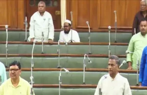 RJD MLA Saud Alam Was Left Sitting During Vande Mataram In Bihar Assembly Viral Video | RJD MLA Saud Alam Vande Mataram Viral Video Watch, विधानसभा में वंदे मातरम् के दौरान बैठे रह गए RJD विधायक सौद आलम