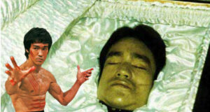 Martial arts Legend Bruce Lee's Cause of Death in Hindi, Bruce Lee's Death Reason, Bruce Lee's Ki Mrtyu Kese Hui Thi?, मार्शल आर्ट के लीजेंड ब्रूस ली की मौत कैसे हुई थी? ज्यादा पानी पिने के कारण?