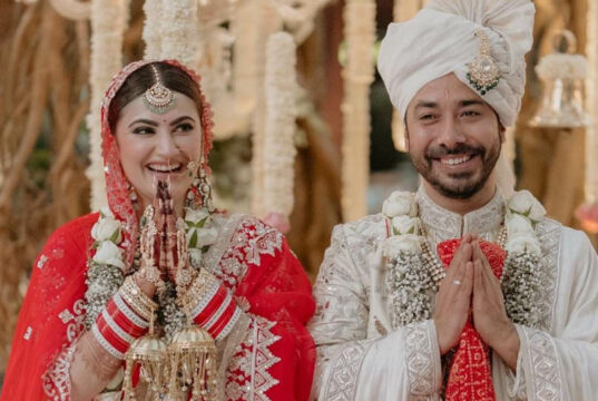 Celeb's News in Hindi: Abhishek Pathak & Shivaleeka Oberoi Wedding Photos Viral on Social Media | अभिषेक पाठक और एक्ट्रेस शिवालिका ओबेरॉय की शादी की तस्वीरें सोशल मीडिया पर वायरल!