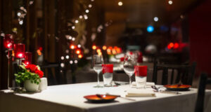 Valentine's Day Romantic Restaurants for Perfect Date Night in Delhi | Best Romantic Places To Eat At This Valentines Delhi | Valentine's Day In Delhi 2023 | दिल्ली में परफेक्ट डेट नाइट के लिए वैलेंटाइन्स डे रोमांटिक रेस्टोरेंट्स