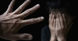 Father Rapes His 14-Year-Old Daughter in Maharashtra, Alleges in Suicide Note News in Hindi | पिता ने अपनी 14 साल की बेटी के साथ किया दुष्कर्म, सुसाइड नोट में लगाया आरोप!