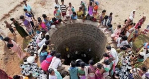 A child Dies, 5 Injured After Falling Into A Well Filled With Poisonous Gas in Godda District of Jharkhand News in Hindi | झारखंड के गोड्डा जिले में जहरीली गैस से भरे कुएं में उतरकर बच्चे की मौत, 5 घायल!