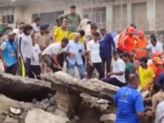 Two-Storey Building Collapses in Gujarat's Junagadh News in Hindi | 2 storey building collapses on Datar Road Junagadh Gujarat people feared trapped under debris | दातार रोड जूनागढ़ गुजरात में 2 मंजिला इमारत गिरी