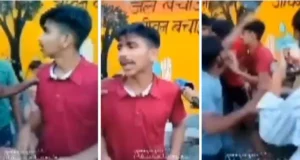 Video of youth being thrashed with slippers in Uttar Pradesh's Meerut goes viral | Youth thrashed with slippers in Uttar Pradesh's Meerut News in Hindi | मेरठ में युवक चप्पलों से पिटाई का वीडियो वायरल