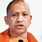Yogi Govt. Distribution of Tablets and Smartphones in UP