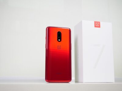 OnePlus Red Color SmartPhone Review | OnePlus Upcoming Red Color SmartPhone Features, Specification, Camera, Price in Bharat More Details in Hindi | वनप्लस का रेड कलर स्मार्टफोन कब रिलीज़ होगा और क्या होंगे स्पेसिफिकेशन